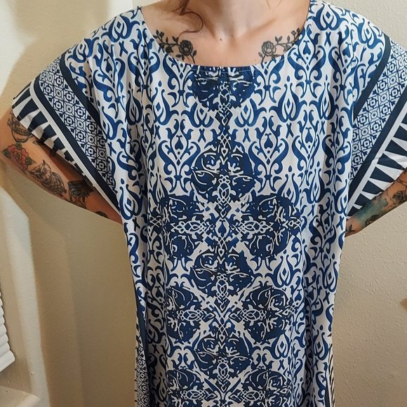 Cupshe Blue and White  Maxi Kaftan, OS - Picture 1 of 7